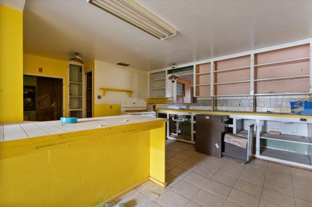 605 17th Street, Levelland, TX 79336