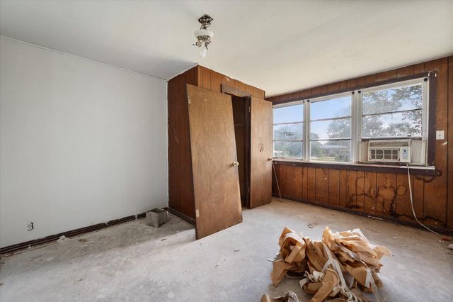 605 17th Street, Levelland, TX 79336