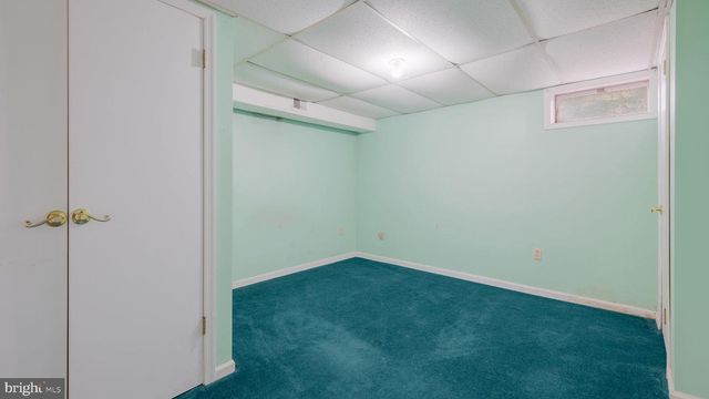 64 SPRINGWOOD DR, Southampton, PA 18966