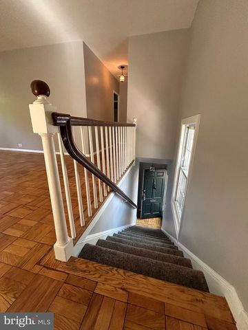 3318 CORYELL LN, Alexandria, VA 22302