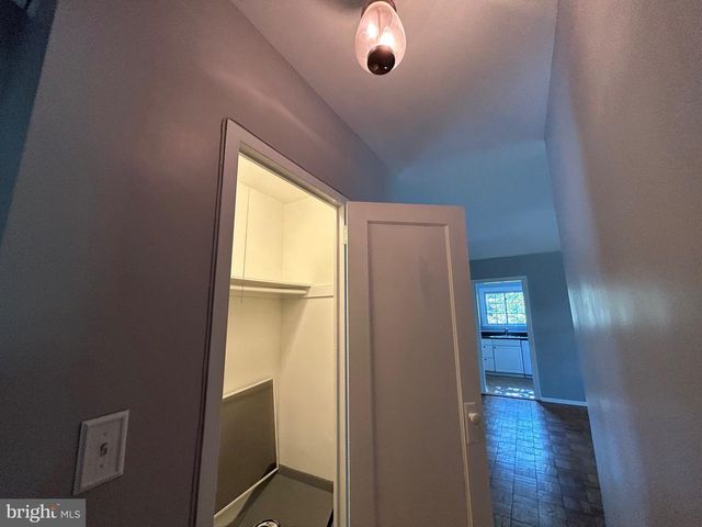 3318 CORYELL LN, Alexandria, VA 22302