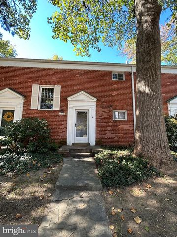 3318 CORYELL LN, Alexandria, VA 22302