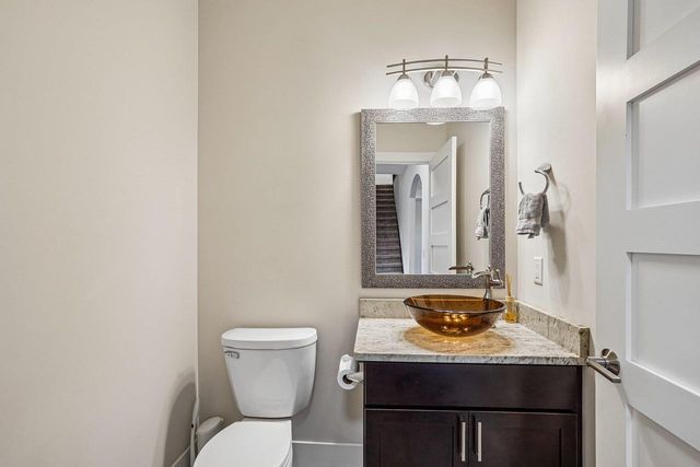 9902 Peach Leaf Lane, Middleton, WI 53562