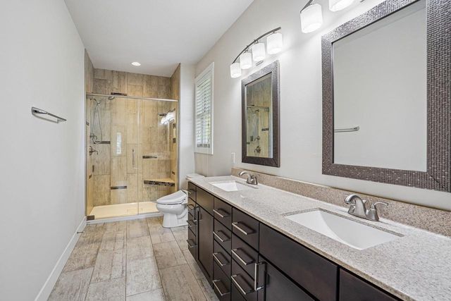 9902 Peach Leaf Lane, Middleton, WI 53562