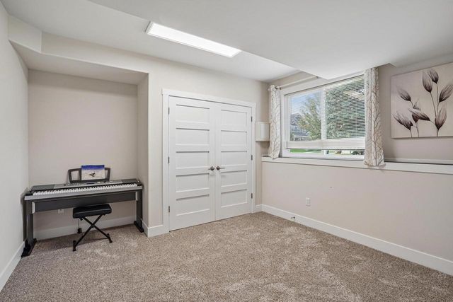 9902 Peach Leaf Lane, Middleton, WI 53562