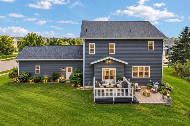 9902 Peach Leaf Lane, Middleton, WI 53562