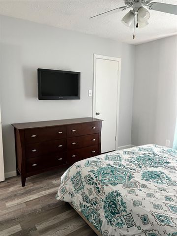 11727 Scottsdale Drive, Meadows Place, TX 77477