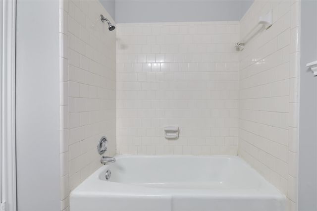 11727 Scottsdale Drive, Meadows Place, TX 77477