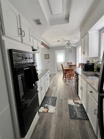 11727 Scottsdale Drive, Meadows Place, TX 77477