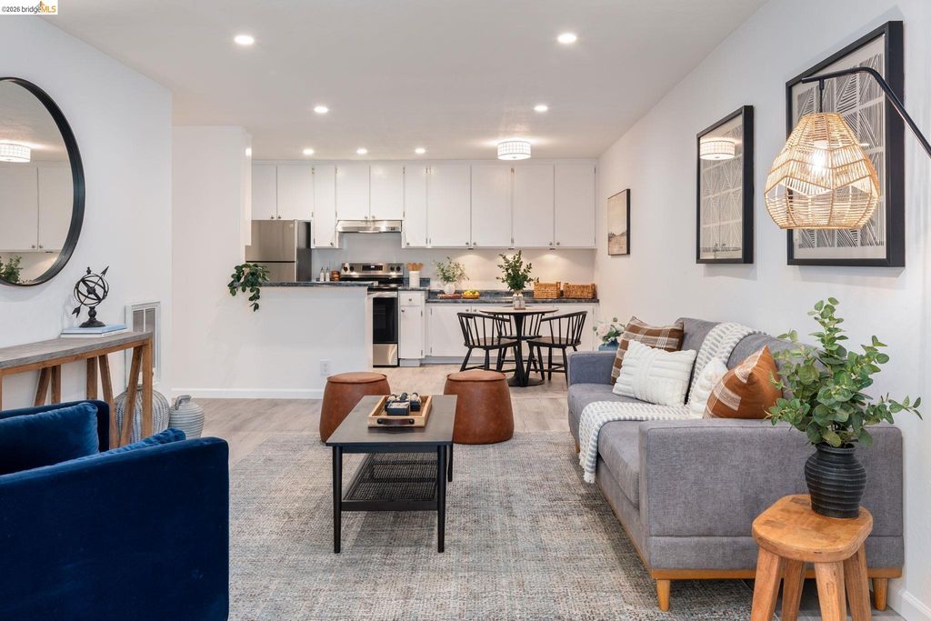 567 Oakland Avenue 211, Oakland, CA 94611