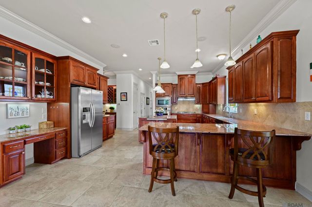 19528 Southern Hills Ave, Baton Rouge, LA 70809