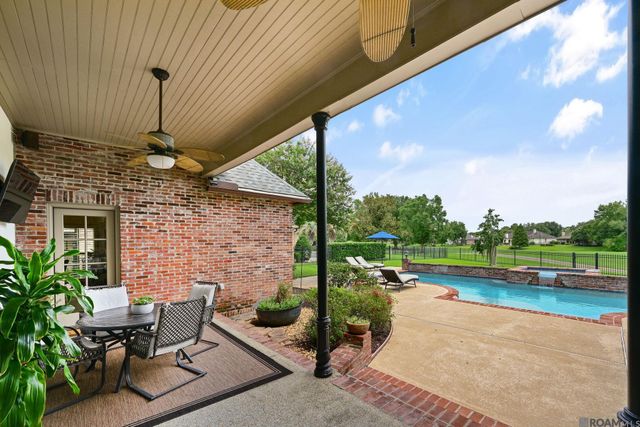 19528 Southern Hills Ave, Baton Rouge, LA 70809