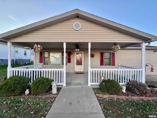 216 S HUBBARD Avenue, Goreville, IL 62939