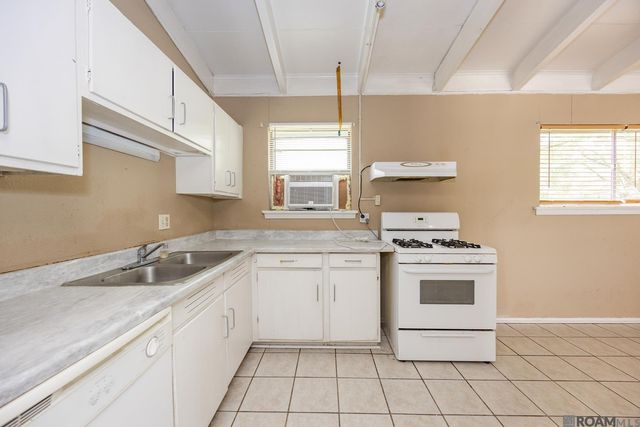 2514 Evans Dr, Baker, LA 70714