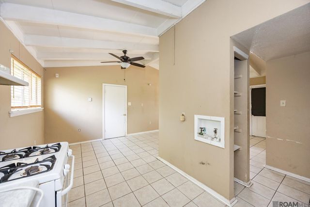 2514 Evans Dr, Baker, LA 70714