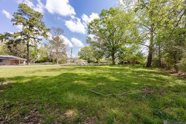 2514 Evans Dr, Baker, LA 70714