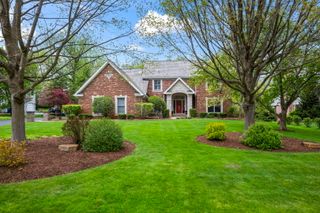 25568 N Countryside Drive, Lake Barrington, IL 60010