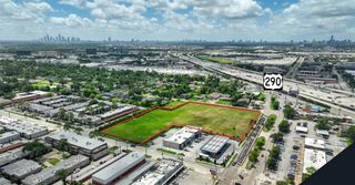 2800 Mangum Road, Houston, TX 77092