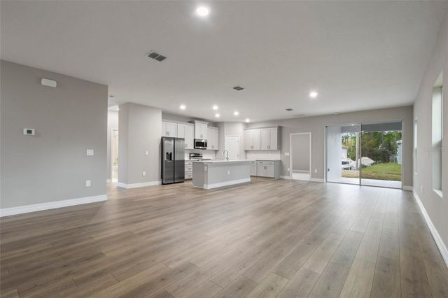 750 VALENCIA AVENUE, Orange City, FL 32763