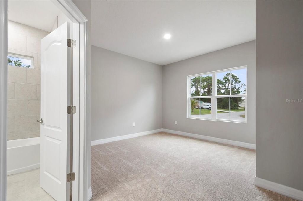 Image 9 of property listing at 750 VALENCIA AVENUE, Orange City, FL 32763