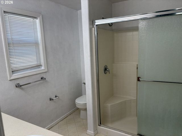 3237 OLIVE St, Vancouver, WA 98660