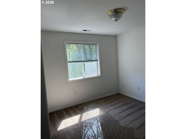 3237 OLIVE St, Vancouver, WA 98660