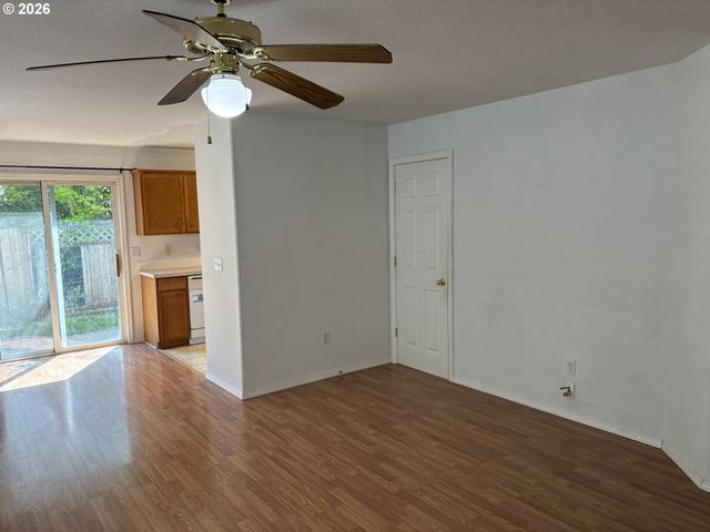 3237 OLIVE St, Vancouver, WA 98660