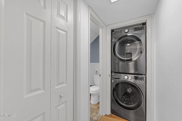 1705 West Lakeview Drive Apt 1, Johnson City, TN 37601