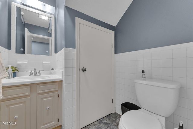 1705 West Lakeview Drive Apt 1, Johnson City, TN 37601