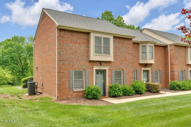1705 West Lakeview Drive Apt 1, Johnson City, TN 37601