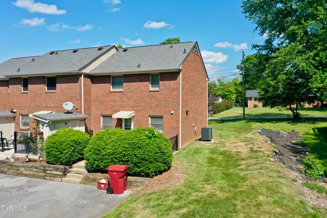 1705 West Lakeview Drive Apt 1, Johnson City, TN 37601