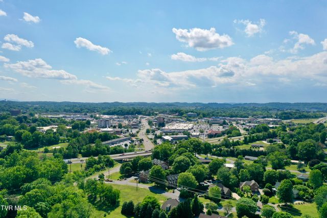 1705 West Lakeview Drive Apt 1, Johnson City, TN 37601