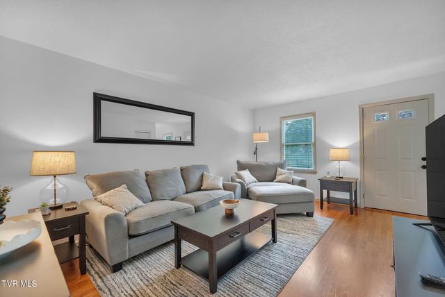 1705 West Lakeview Drive Apt 1, Johnson City, TN 37601