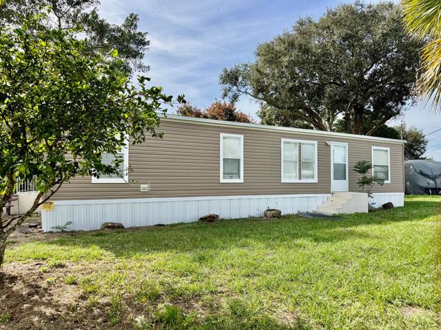 3200 SE 18th Court, Okeechobee, FL 34974