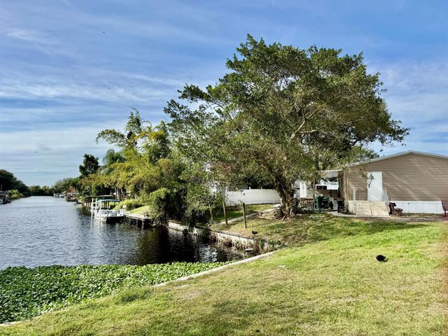 3200 SE 18th Court, Okeechobee, FL 34974