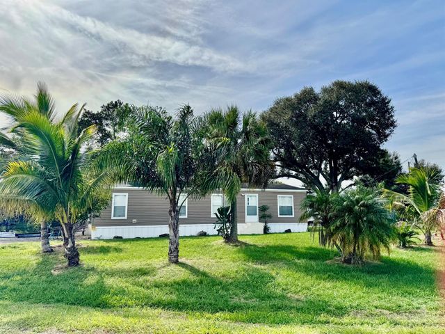 3200 SE 18th Court, Okeechobee, FL 34974