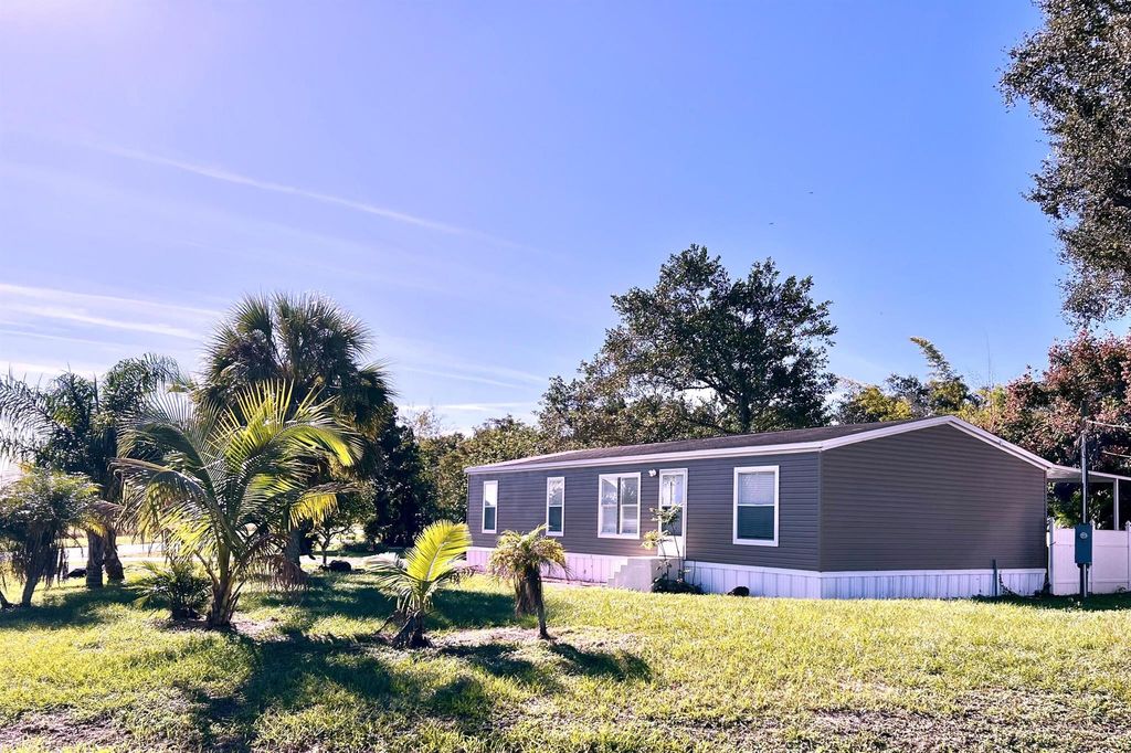 3200 SE 18th Court, Okeechobee, FL 34974