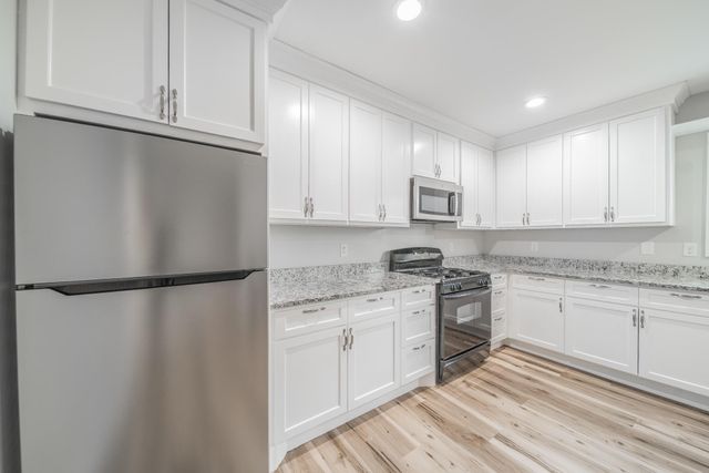 141 County Road 3419, Cleveland, TX 77327