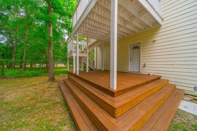 141 County Road 3419, Cleveland, TX 77327