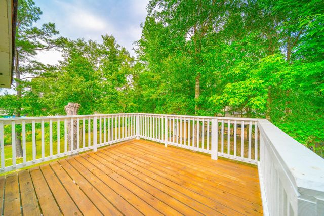 141 County Road 3419, Cleveland, TX 77327