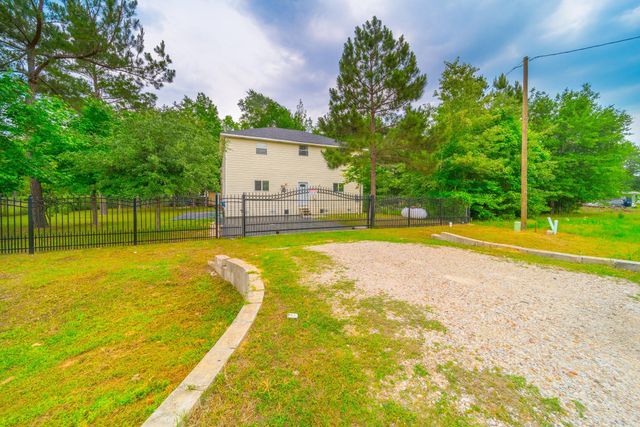 141 County Road 3419, Cleveland, TX 77327