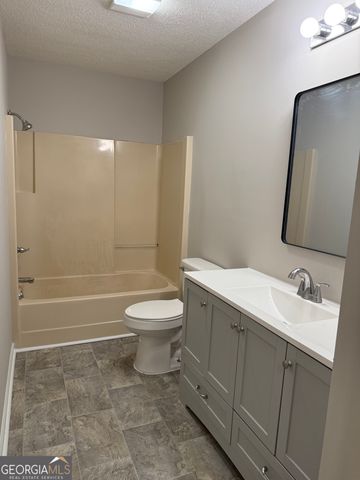 731 Moon Bridge Road, Winder, GA 30680