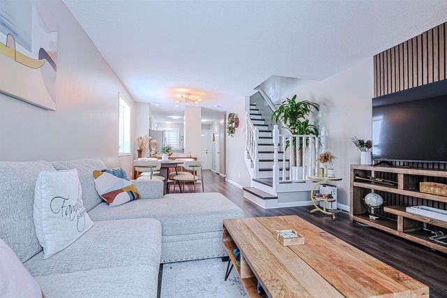 76 Shelburne Road, Merrimack, NH 03054