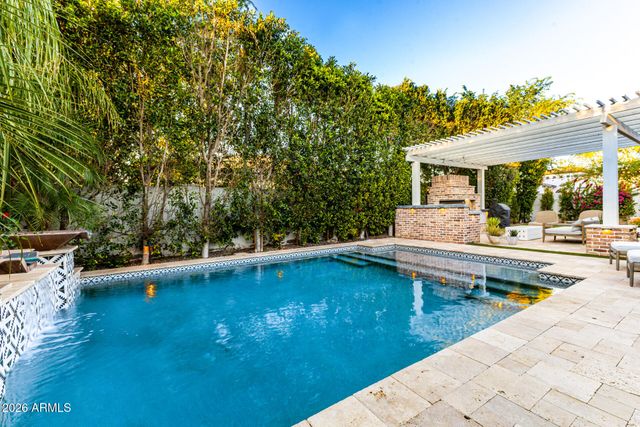 3904 E CAROB Drive, Gilbert, AZ 85298