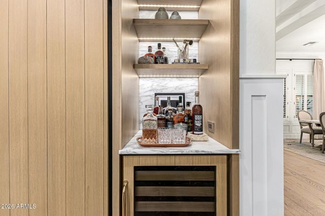 3904 E CAROB Drive, Gilbert, AZ 85298