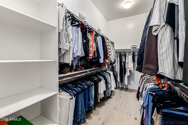 3904 E CAROB Drive, Gilbert, AZ 85298