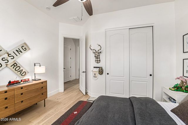 3904 E CAROB Drive, Gilbert, AZ 85298