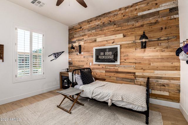 3904 E CAROB Drive, Gilbert, AZ 85298