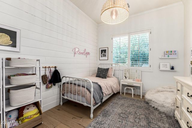 3904 E CAROB Drive, Gilbert, AZ 85298