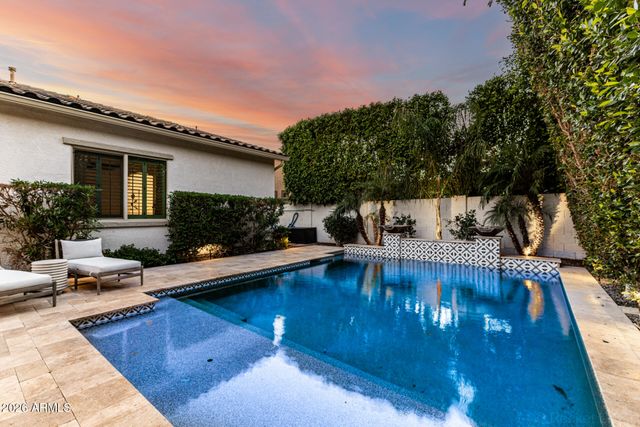 3904 E CAROB Drive, Gilbert, AZ 85298